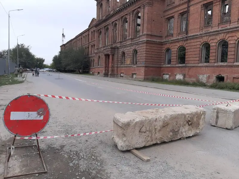 Памятник архитектуры может в любой момент обрушиться в Семее