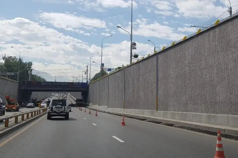 Пять транспортных развязок отремонтировали в Алматы