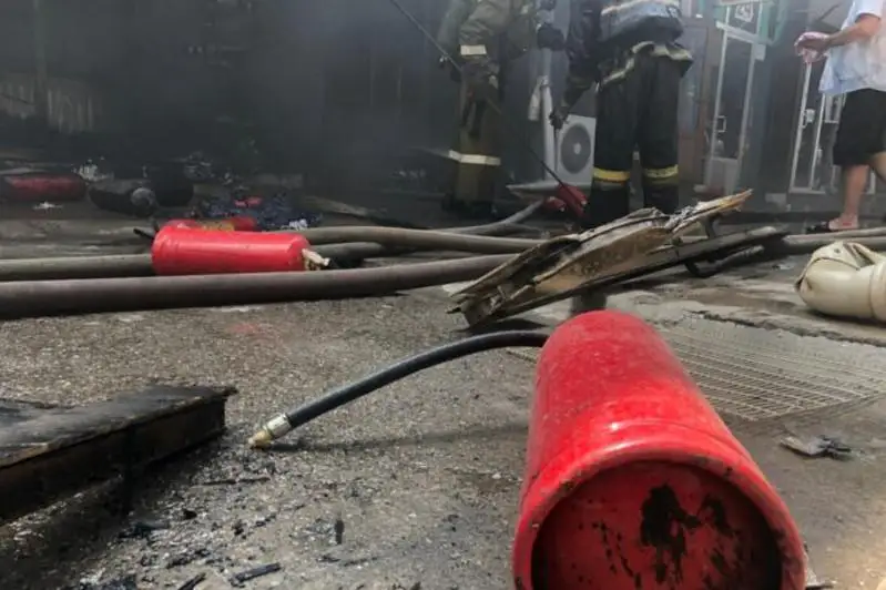 На рынке «Алтын Орда» в Шымкенте произошел пожар