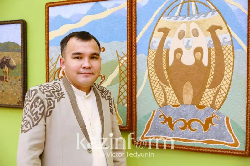 Как создаются картины из войлока – Арлан Анкауов рассказал об уникальной технологии