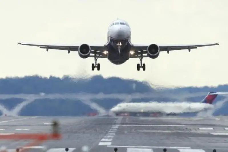 В Павлодаре приземлился самолет из Сеула со 156 казахстанцами на борту