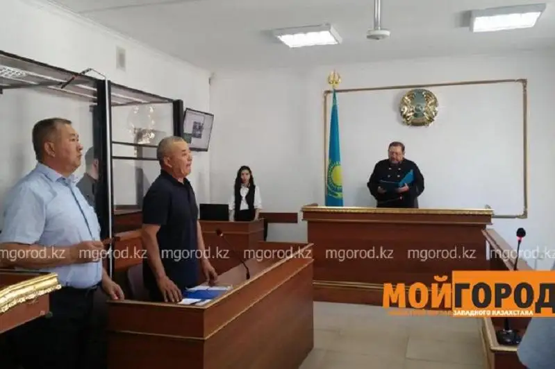 Суд над зарезавшим сверстника школьником начался в Актобе