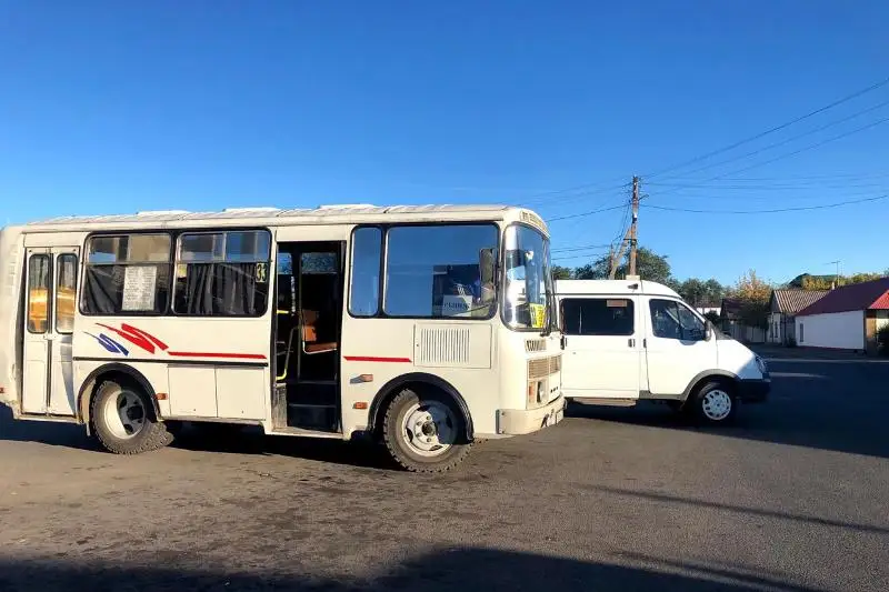 Проездные карты введут в новых автобусах Уральска