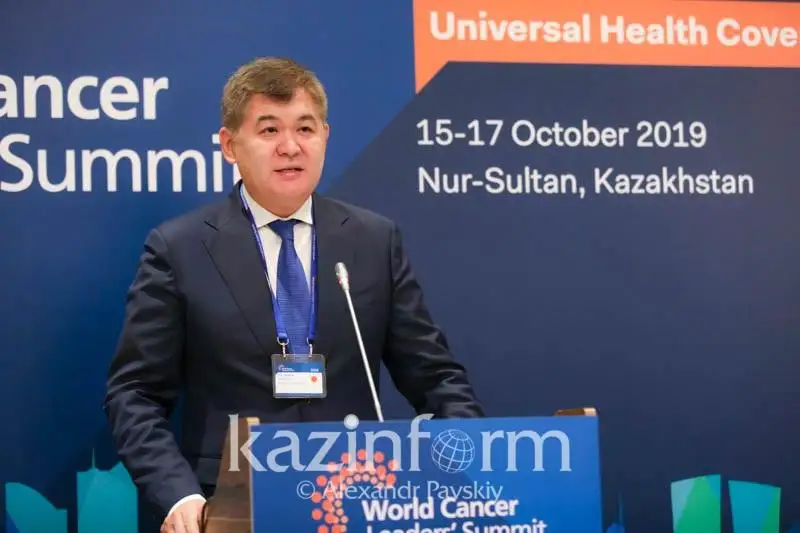 Глава Минздрава РК призвал казахстанцев думать о своем здоровье