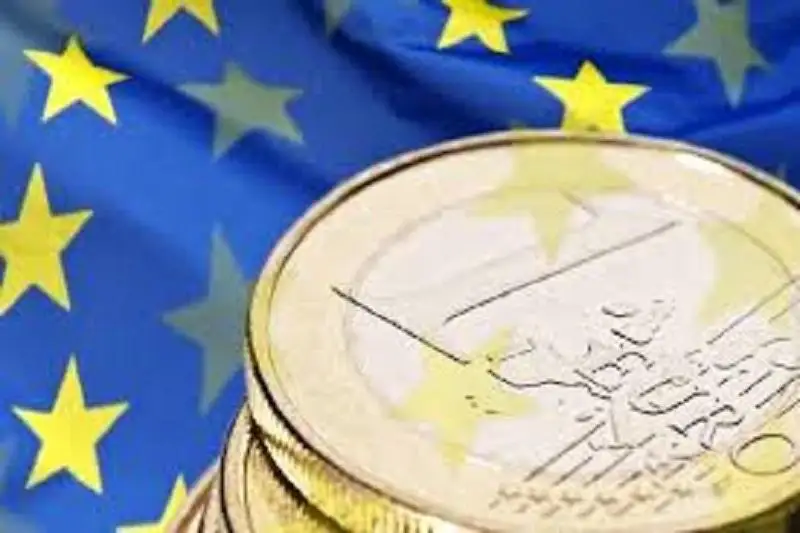Экономический спад еврозоны во втором квартале на 12,2% ожидают в Еврокомиссии
