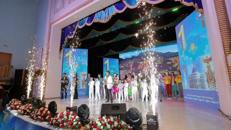 Ко Дню Первого Президента в Атырау прошло торжественное мероприятие