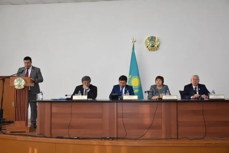 Встречи в регионах: сенаторы разъясняют новые законы