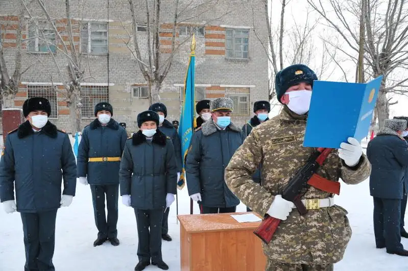 Около 1000 военнослужащих приняли присягу в Семее