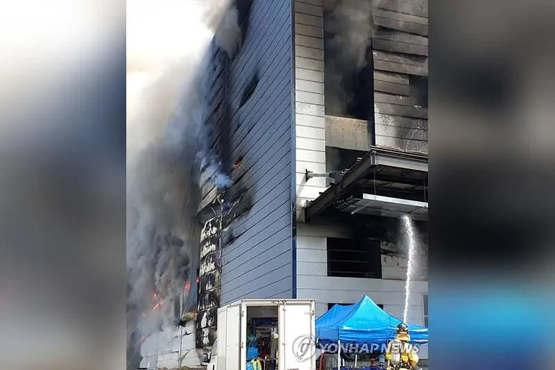 38 человек стали жертвами пожара на стройплощадке в Южной Корее