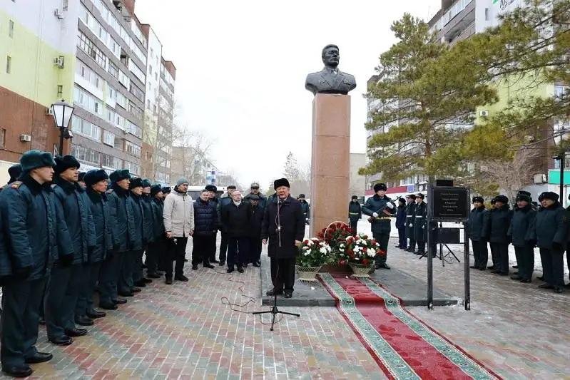 90-летие со дня рождения генерал-лейтенанта Жансена Кереева отметили в Актобе