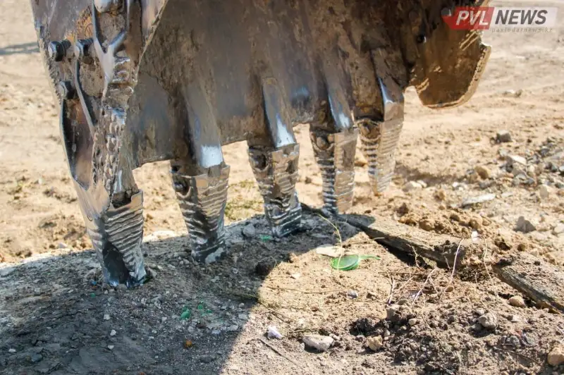 Засыпанный землей мужчина выжил в Павлодарской области