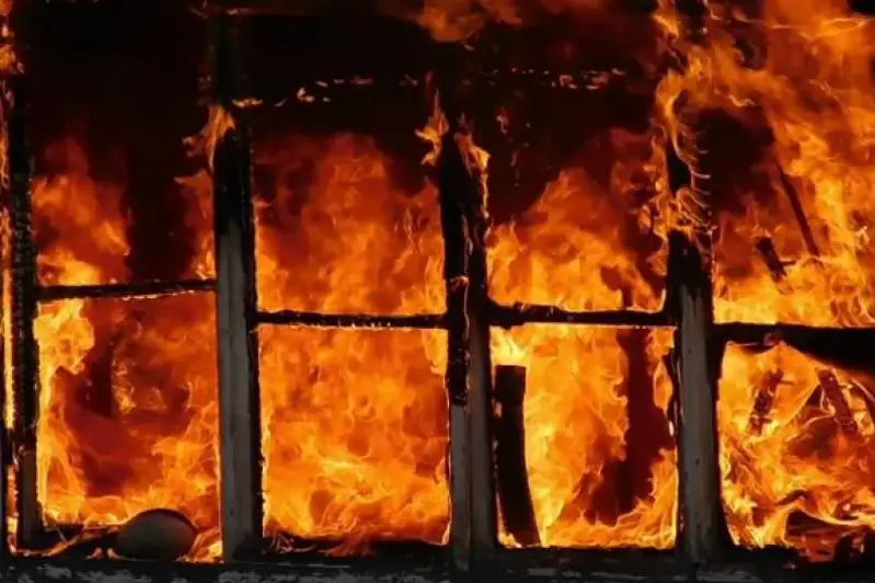 Пятерых детей во время пожара спасли в Павлодарской области