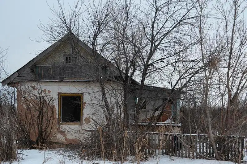 Второклассник пропал близ Алматы: его нашли в заброшенном дачном массиве