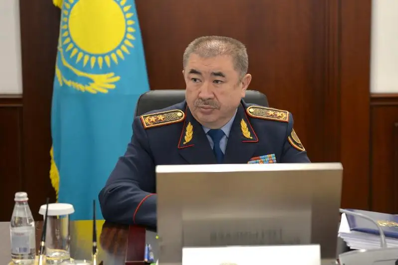 Ерлан Тургумбаев  провел совещание по безопасности несовершеннолетних