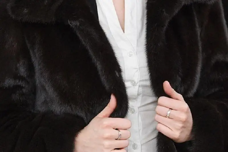 Шубы из больничного гардероба крала студентка в столице