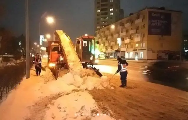Более 20 тысяч кубометров снега вывезли из Нур-Султана за день