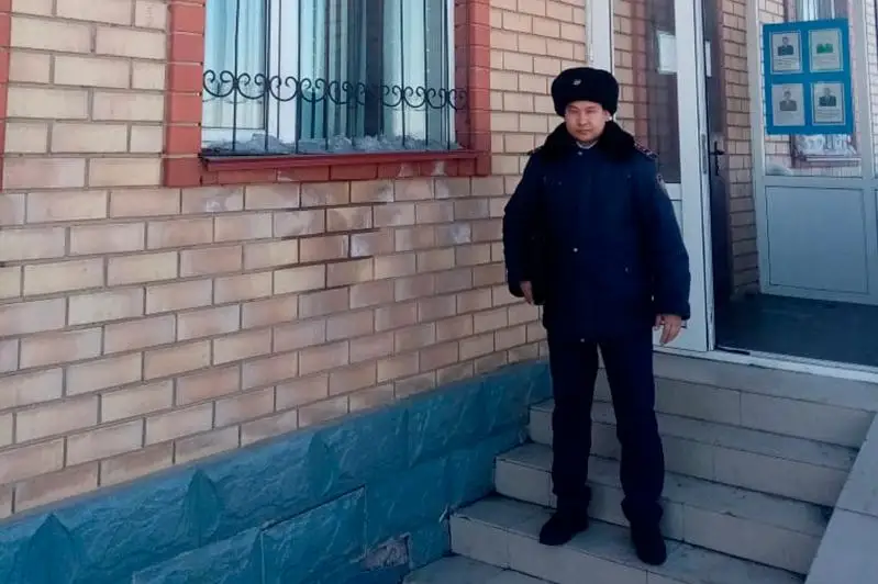 Участковый спас мужчину от суицида в Акмолинской области