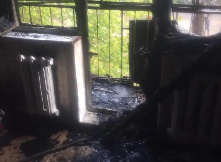 20 человек эвакуировали во время пожара в многоэтажном доме в Актобе