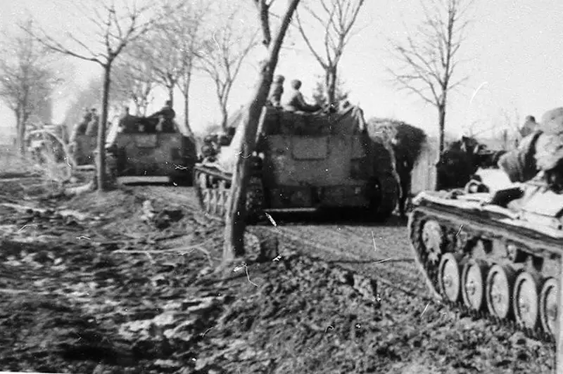 25 ДНЕЙ ДО ПОБЕДЫ:  бои в Австрии, Чехословакии и на Земландском полуострове