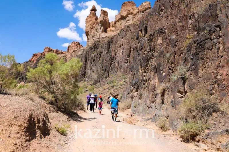 Туристический бизнес ждет, когда уберут блокпосты – Дастан Рыспеков