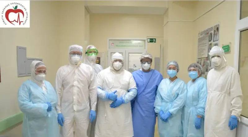 В условиях карантина врачи спасли мужчину после остановки сердца в Алматы