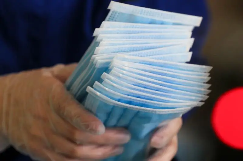 Фейк об отравленных масках распространяют казахстанцы в соцсетях