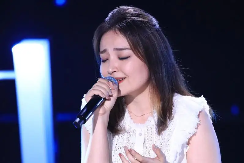 Казашка из Китая исполнила песню Димаша Кудайбергена в конкурсе «Sing! China»