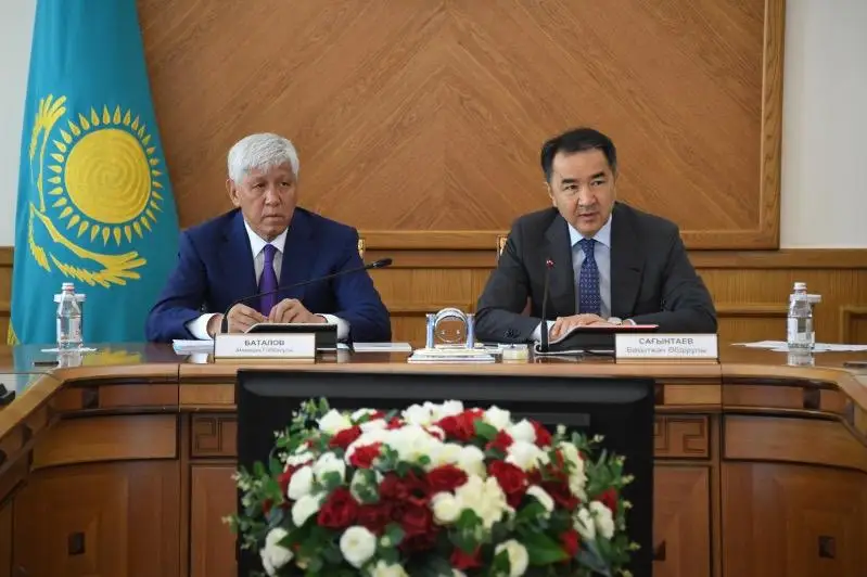 Развитие окраин Алматы обсудили Бакытжан Сагинтаев и Амандык Баталов