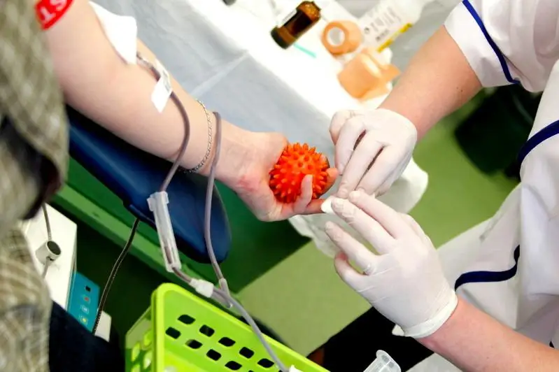 Переливание плазмы: в Грузии вылечили от коронавируса еще двух пациентов