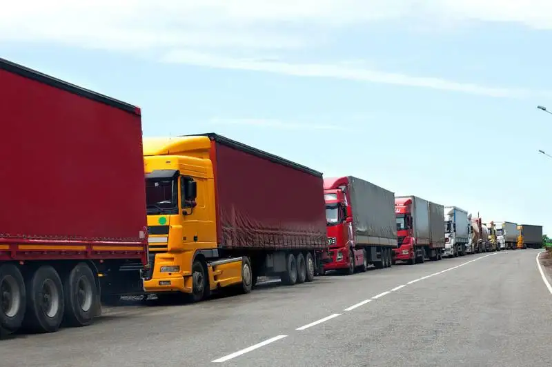 Для решения вопроса скопления транспорта в районе пункта пропуска «Нур жолы» принят ряд мер