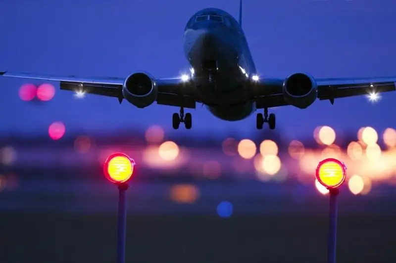 Задержку ряда авиарейсов объяснили в аэропорту Алматы