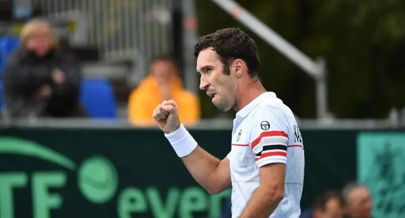 Михаил Кукушкин вышел в 1/8 финала теннисного турнира ATP