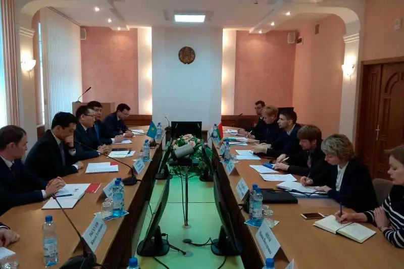 Доступ на белорусский алкогольный рынок для казахстанских производителей обсудили в Минске