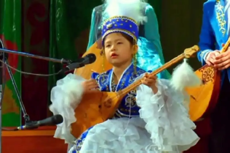 Воспитанницы Дома жырау Кызылординской области победили на фестивале в Азербайджане