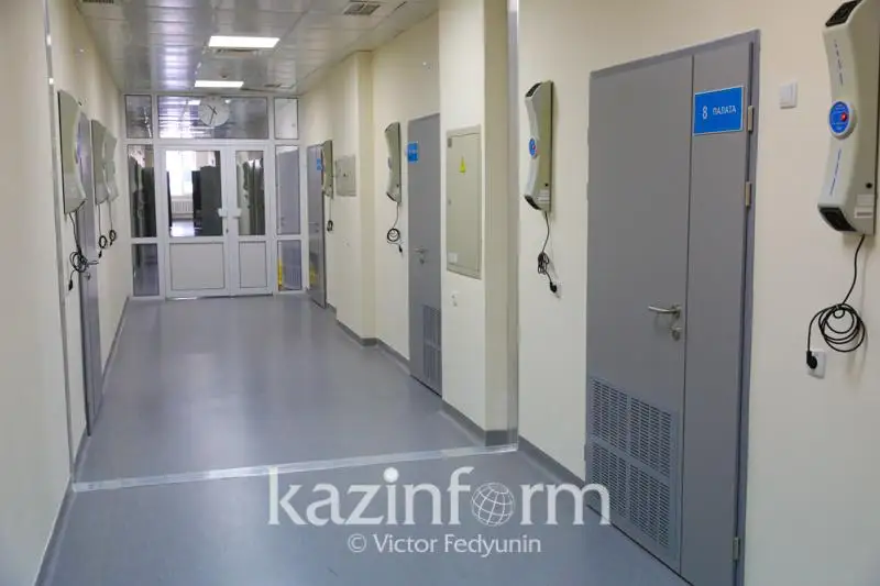В удовлетворительном состоянии находятся заболевшие коронавирусом в Караганде