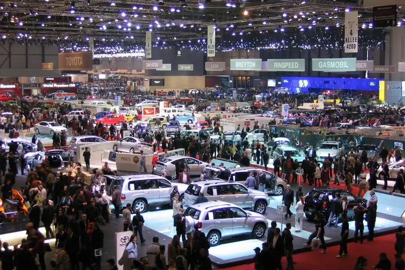 Женевский автосалон будет отменен из-за запрета массовых мероприятий в Швейцарии