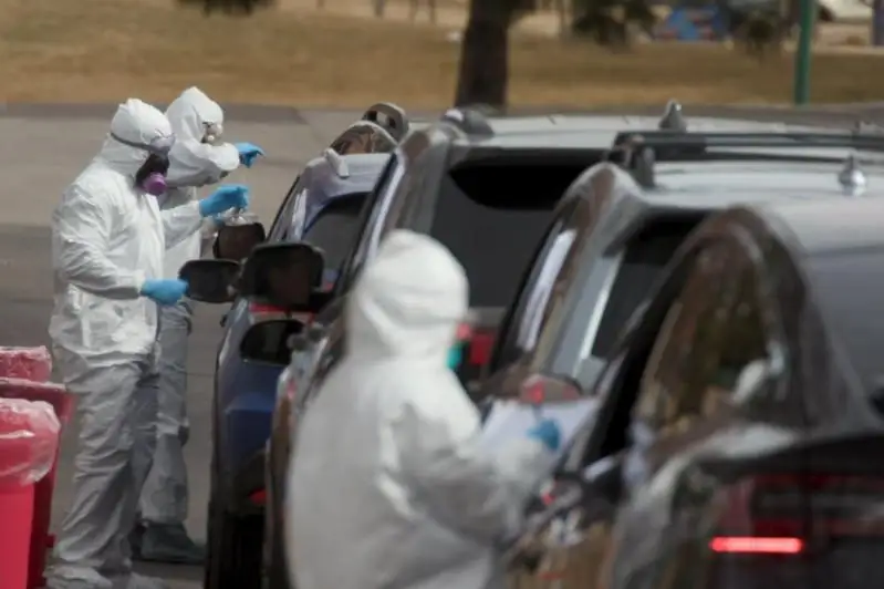 США вновь побили рекорд по количеству случаев заболевания коронавирусом в сутки