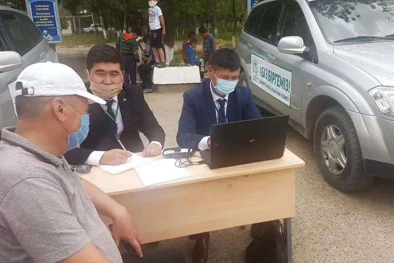 Пять мобильных ЦОНов восстанавливают документы пострадавшим от наводнения в Туркестанской области