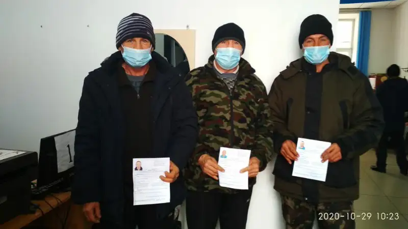 Почти три десятка лет прожили без удостоверения личности братья из ВКО