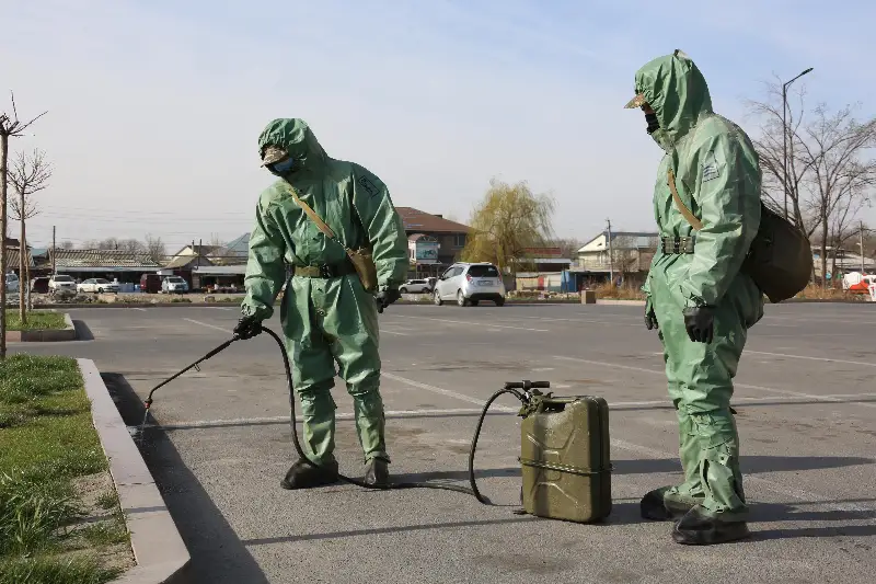 В санитарной обработке Тараза участвуют военнослужащие РгК «Юг»