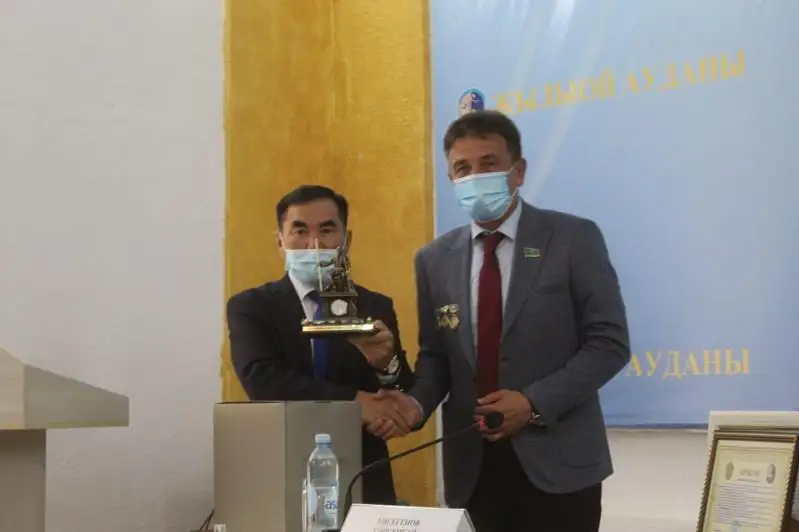 Сенатор подводит итоги своей деятельности в Парламенте