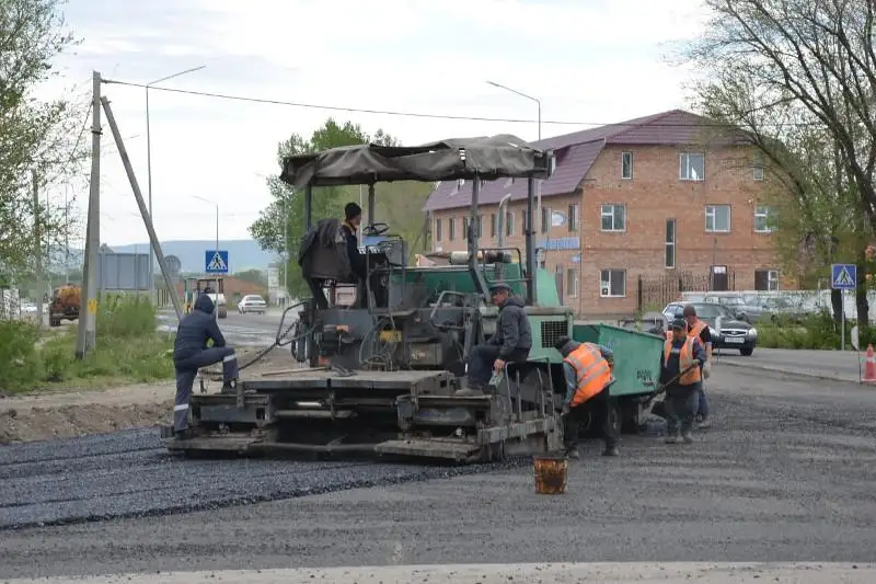 Почти 64 млрд тенге потратят на ремонт дорог в ВКО