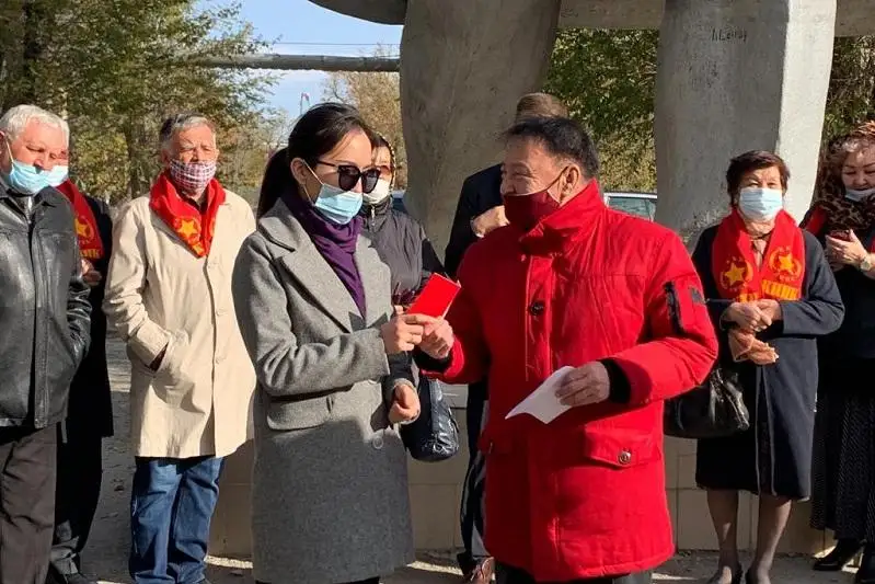 В Атырау члены областного комитета КНПК отметили День комсомола