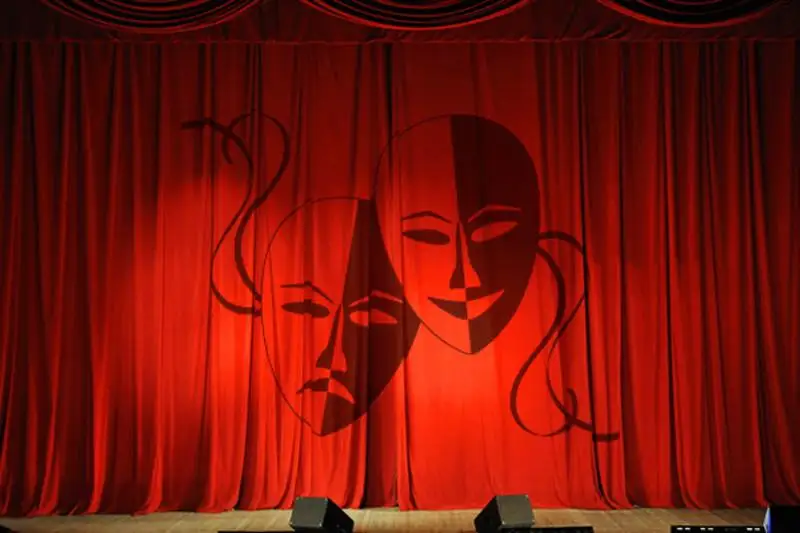 Театральные премьеры, кукольный балет и выставки пройдут в выходные в столице