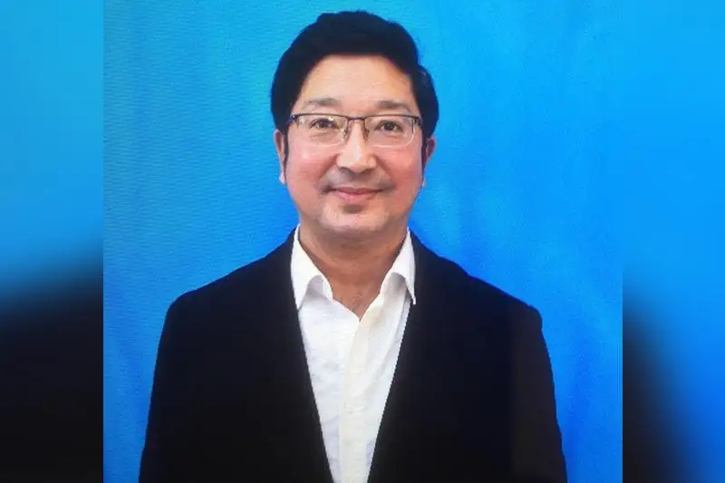 Известный в Семее инфекционист встретил свое 50-летие на работе в карантинном стационаре