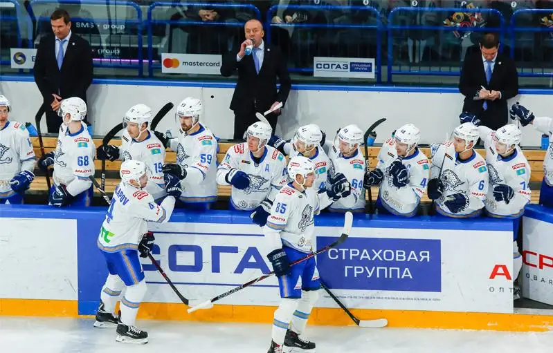 ХК «Барыс» отправился на выездную серию КХЛ