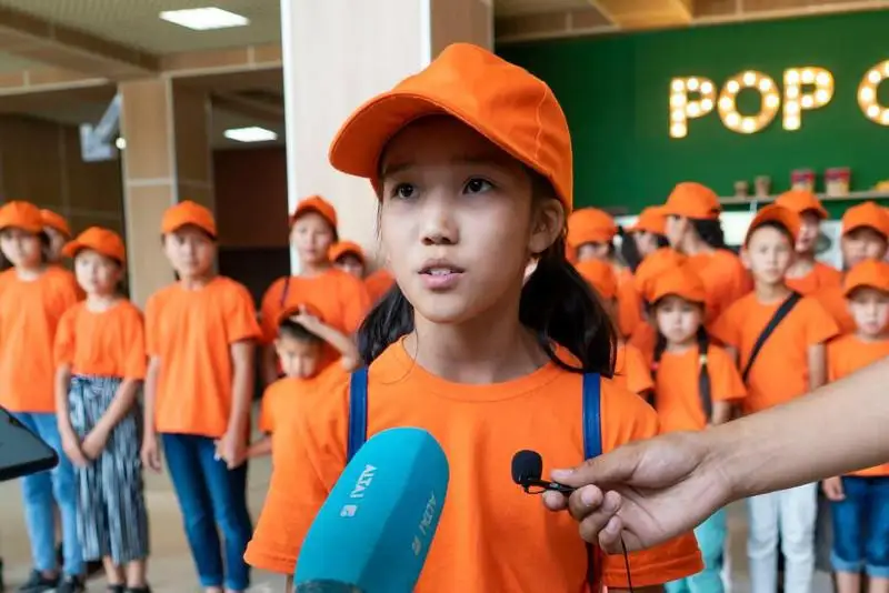 Яркие впечатления подарили восточноказахстанцы детям из Арыси