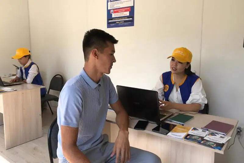 Мобильный центр занятости запустили в Шымкенте