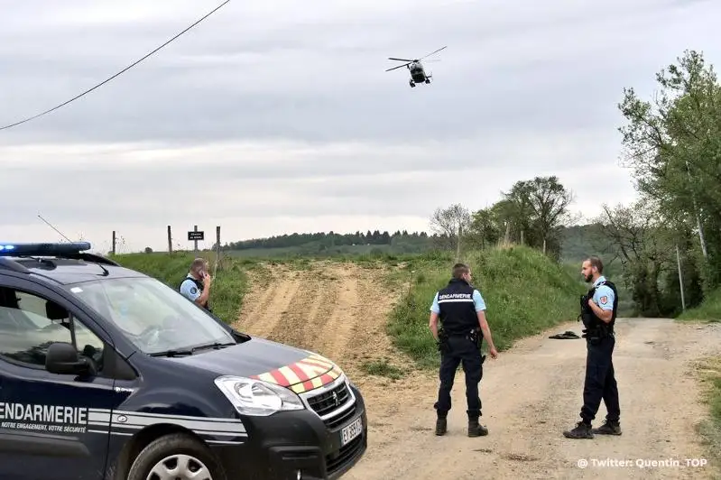 Двое погибли при крушении военного вертолета во Франции