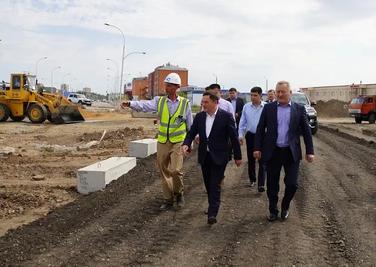 Аким Акмолинской области ознакомился с ходом строительства значимых объектов Кокшетау